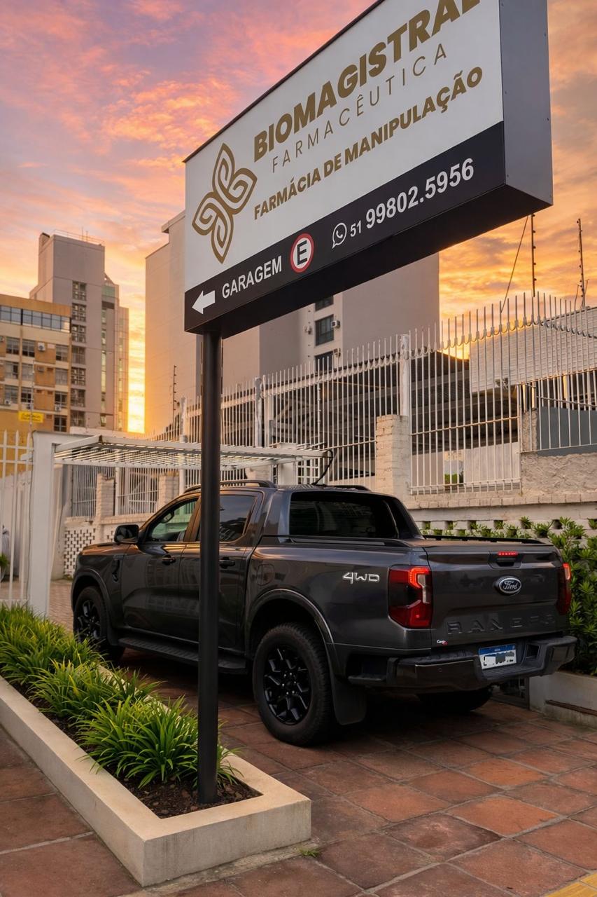 Fachada externa ao entardecer